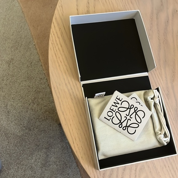 NWT Loewe Puzzle Coin Cardholder Wallet Metallic Gold Leather - Picture 5 of 8